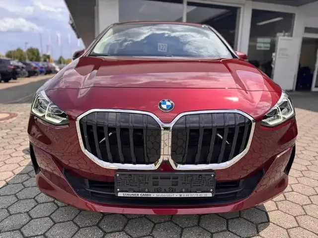 BMW 218