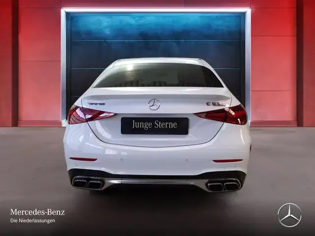 Mercedes-Benz C 63 AMG