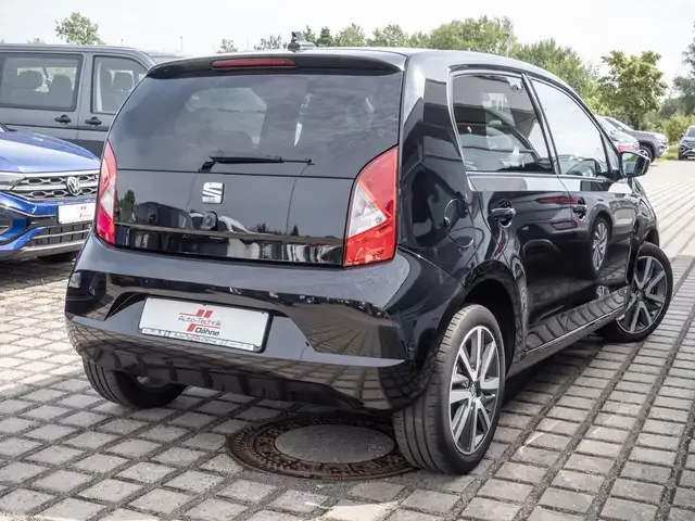 SEAT Mii