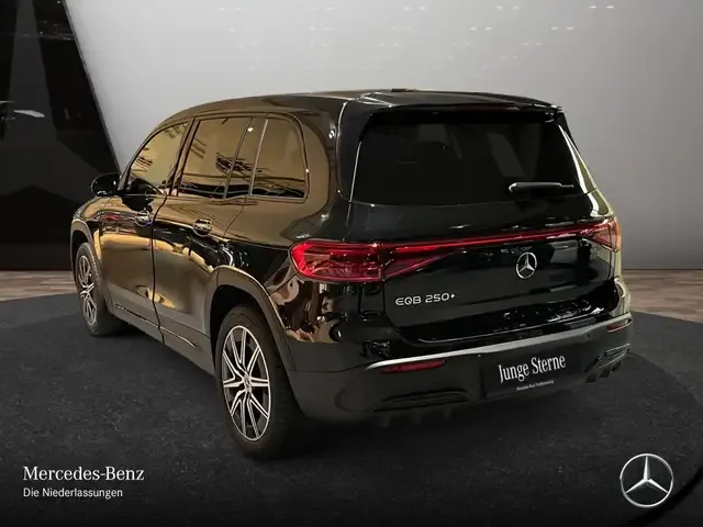 Mercedes-Benz EQB 250
