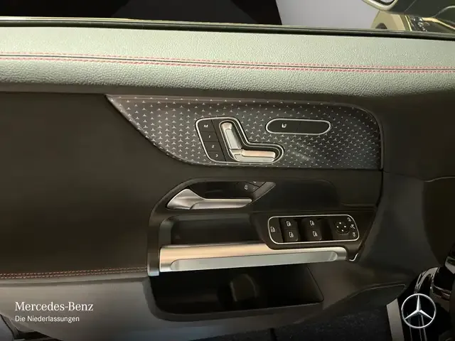 Mercedes-Benz EQB 250