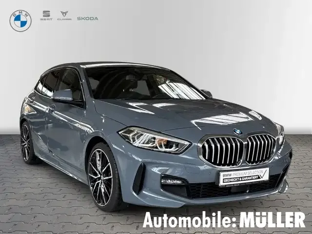 BMW 120