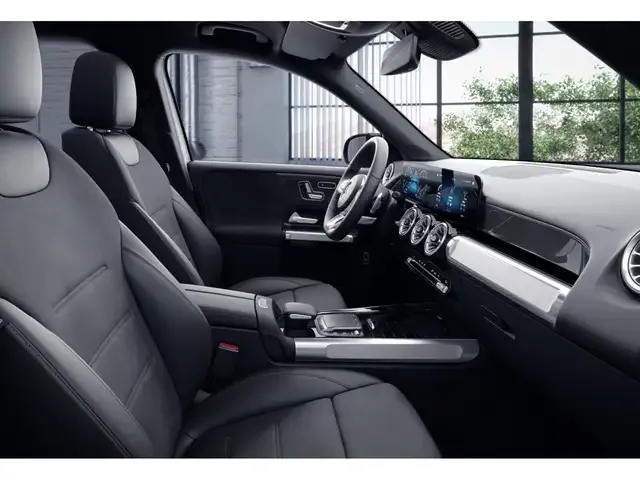 Mercedes-Benz GLB 220