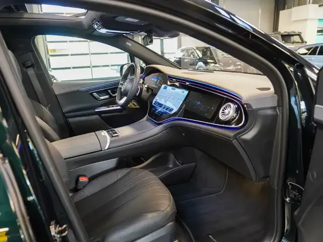 Mercedes-Benz EQE SUV