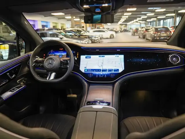 Mercedes-Benz EQE SUV