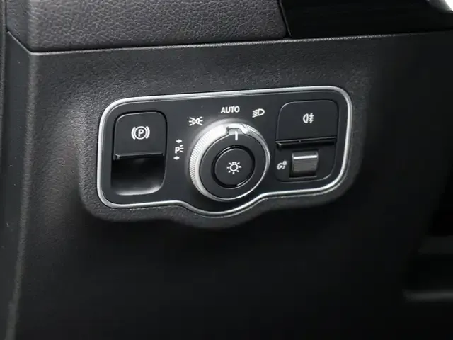 Mercedes-Benz GLA 180