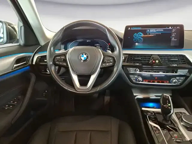 BMW 545