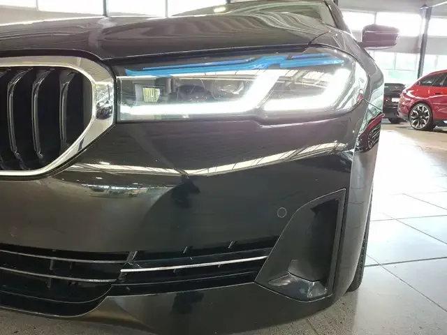 BMW 545