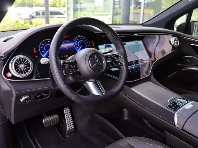 Mercedes-Benz EQS SUV