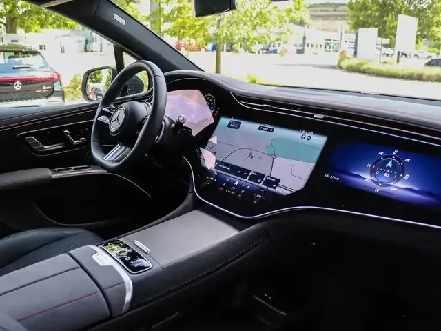 Mercedes-Benz EQS SUV