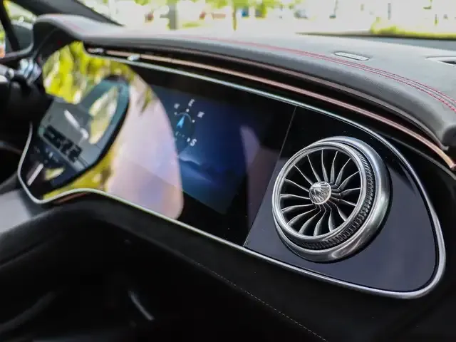 Mercedes-Benz EQS SUV