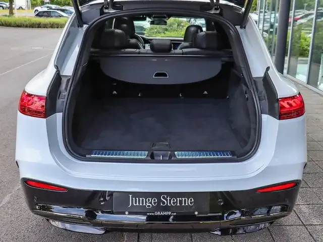Mercedes-Benz EQS SUV