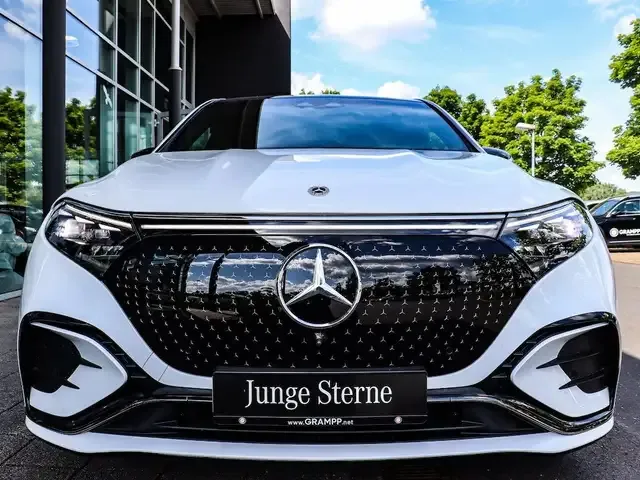 Mercedes-Benz EQS SUV