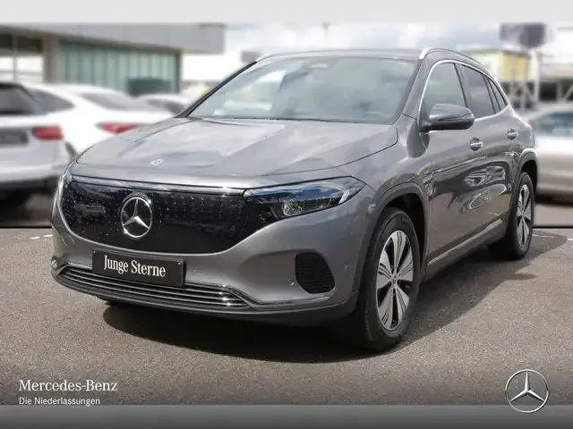 Mercedes-Benz EQA 300