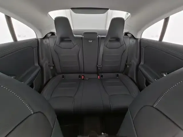 Mercedes-Benz CLA 180