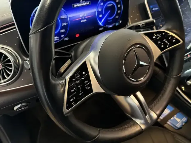Mercedes-Benz EQE 350