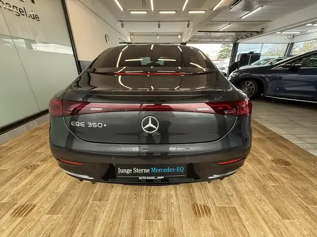 Mercedes-Benz EQE 350