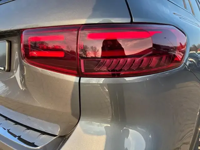 Mercedes-Benz GLB 250