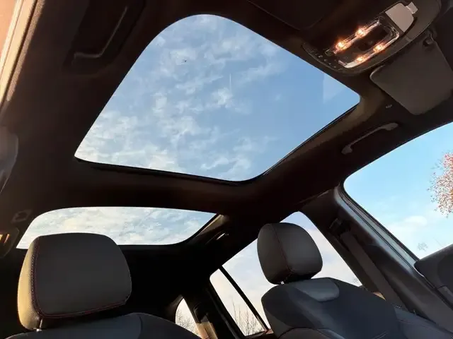 Mercedes-Benz GLB 250