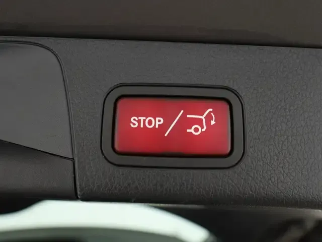 Mercedes-Benz GLB 180