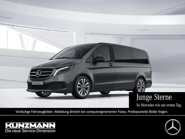 Mercedes-Benz V 220