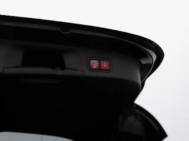 Mercedes-Benz GLA 220