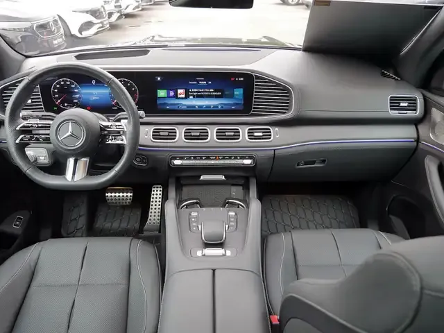 Mercedes-Benz GLS 580