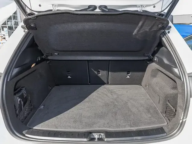 Mercedes-Benz GLA 220