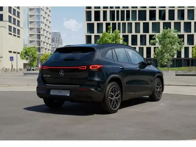 Mercedes-Benz EQA 250
