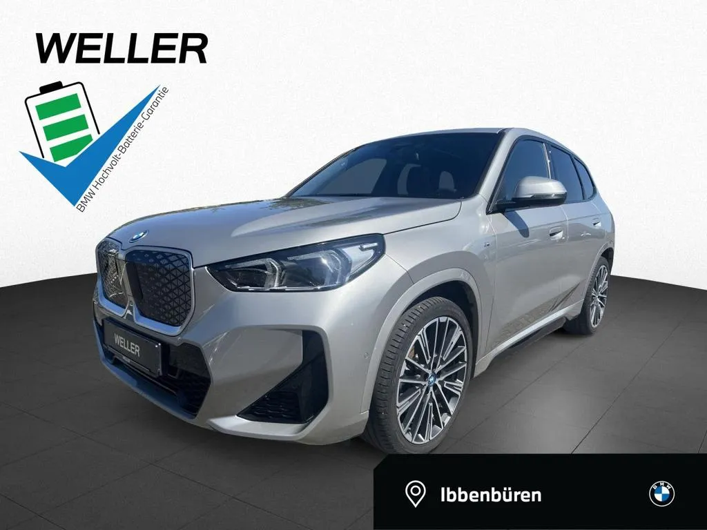 BMW iX1