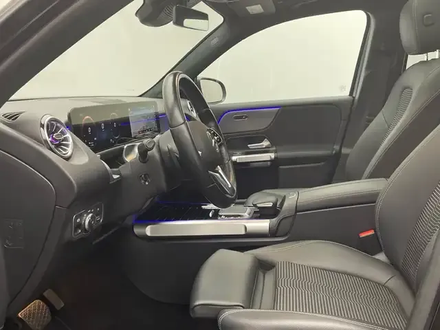 Mercedes-Benz EQB 250