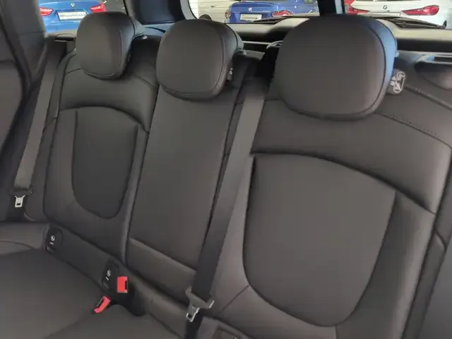 MINI Cooper Clubman