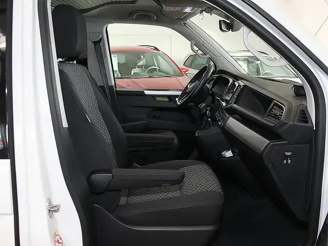 Volkswagen T6.1 California