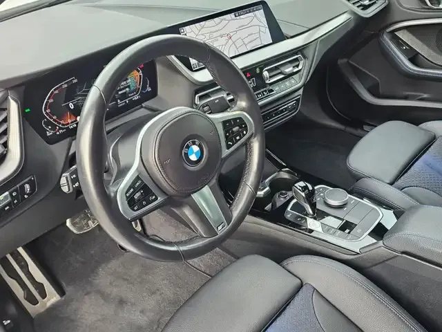 BMW 216