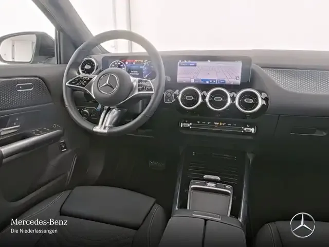 Mercedes-Benz GLA 180