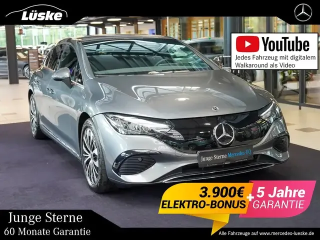 Mercedes-Benz EQE 300