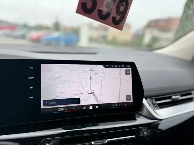 BMW 216
