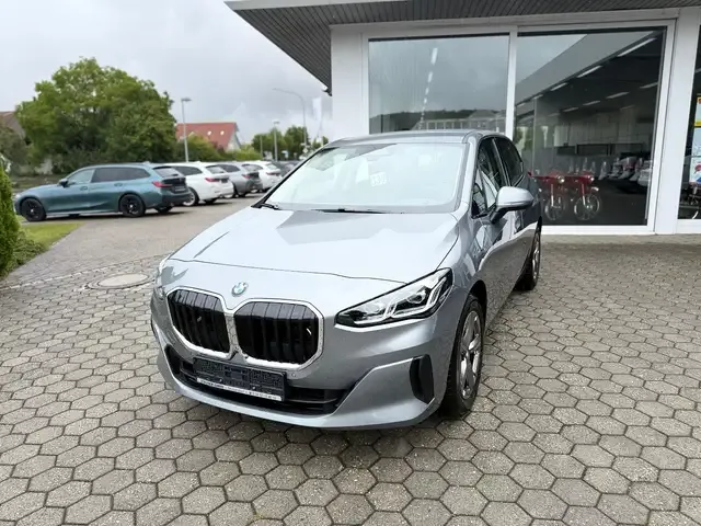 BMW 216