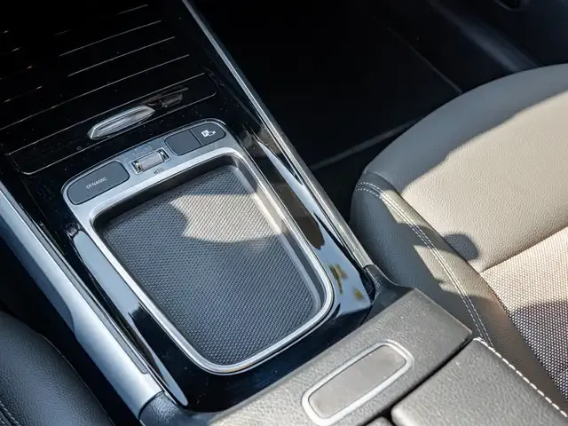 Mercedes-Benz EQB 300