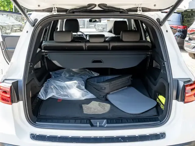 Mercedes-Benz EQB 300