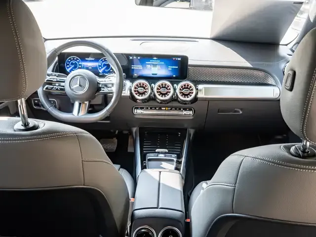 Mercedes-Benz EQB 300