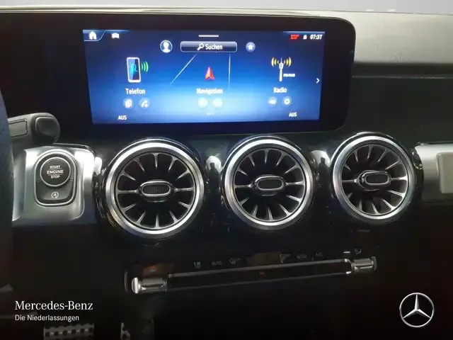 Mercedes-Benz GLB 180