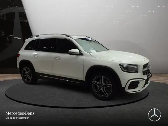 Mercedes-Benz GLB 180