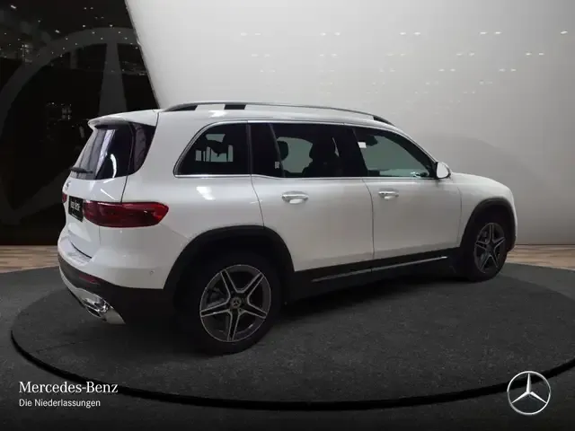 Mercedes-Benz GLB 180