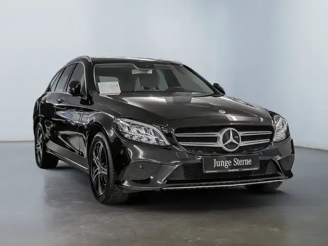 Mercedes-Benz C 220