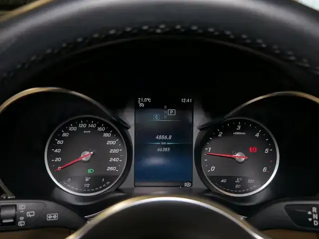 Mercedes-Benz C 220