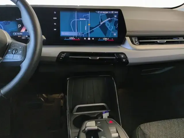 BMW 216