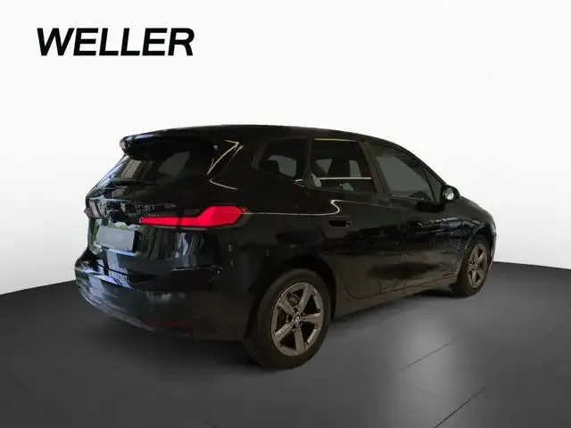 BMW 216