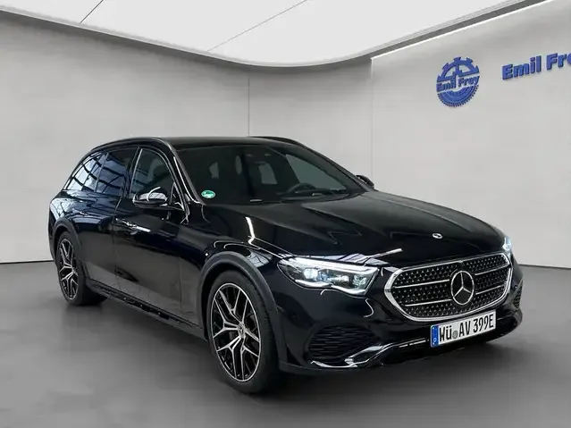 Mercedes-Benz E 300