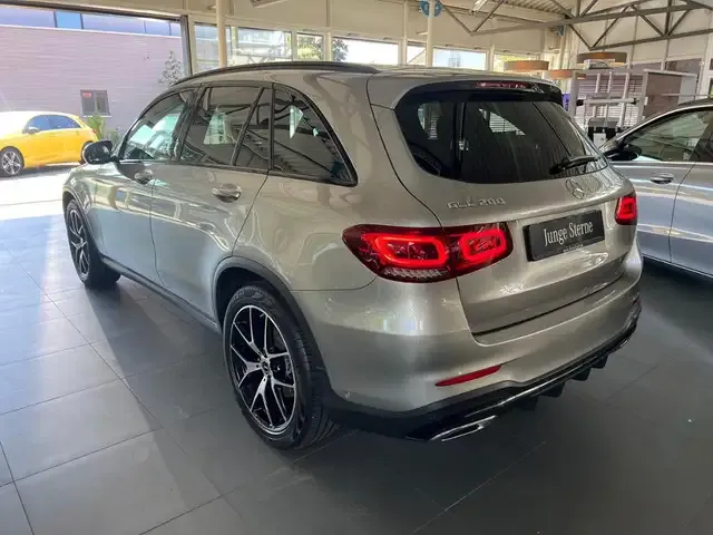 Mercedes-Benz GLC 200
